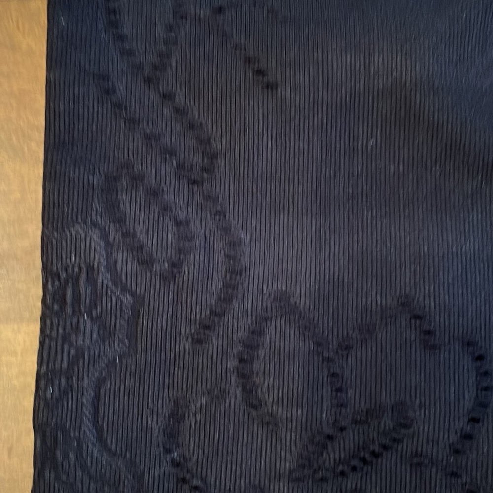 NWT Fabletics Workout Set - Picture 3 of 6